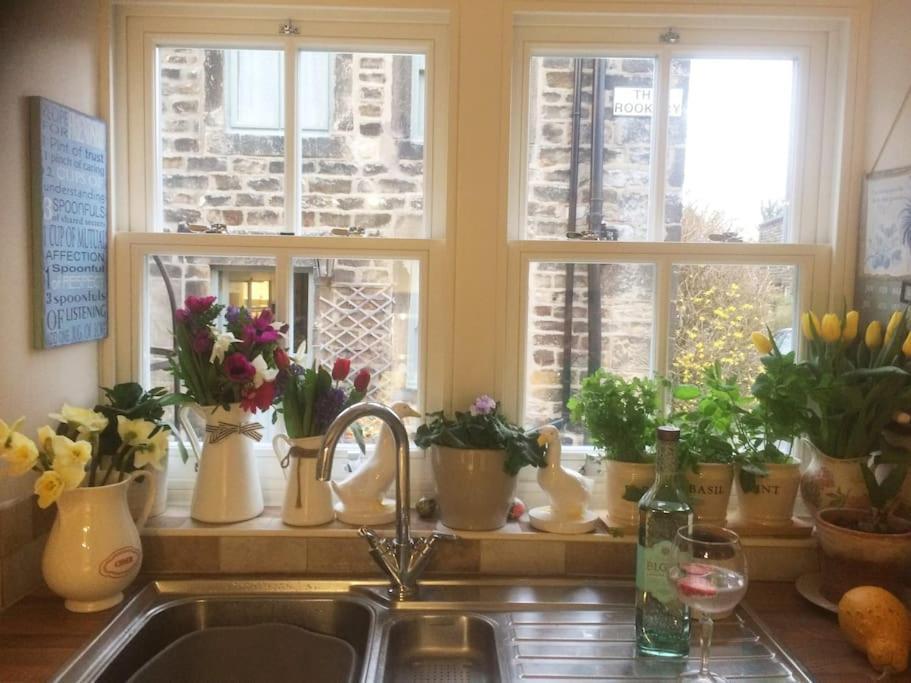 1800 Period Grade 2 Listed Cottage Addingham Dış mekan fotoğraf